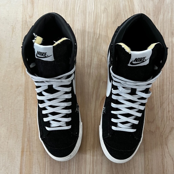 Nike Men's Blazer Mid '77 Vintage Cleveland Rocks - size 10.5 - DQ7635-001 - Picture 2 of 7